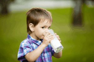 sữa vị thanh nhạt cho bé
